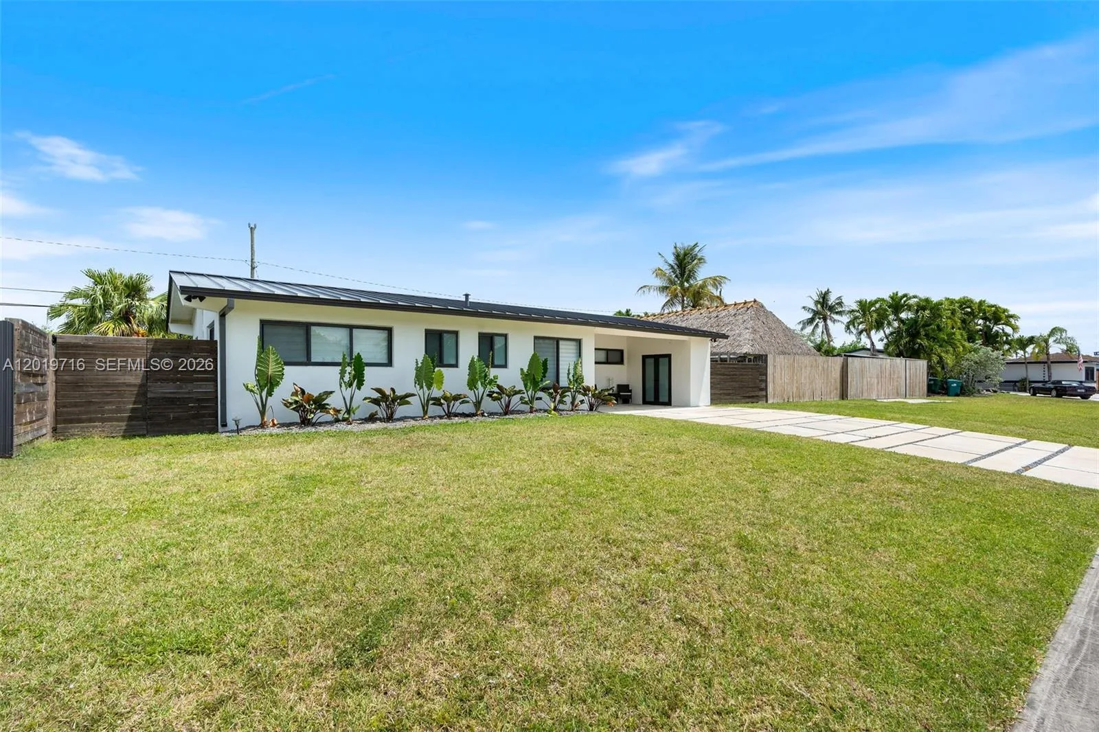 9460 Haitian Dr, Cutler Bay, FL 33189 photo 2