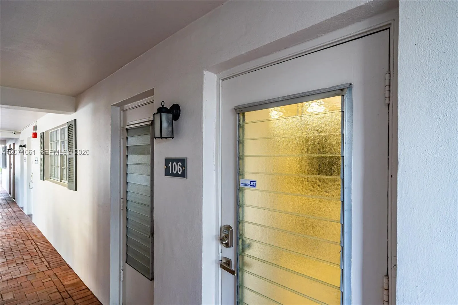 455 Paradisee Isle Blvd # 106, Hallandale Beach, FL 33009 photo 3