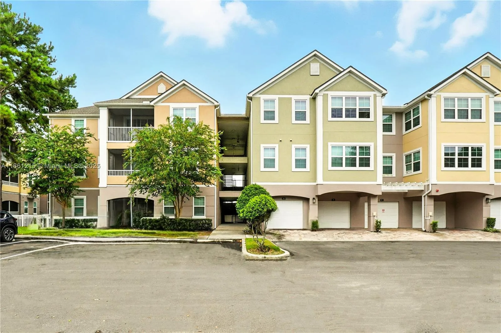 3384 Corona Village Way # 106, Orlando, FL 32835