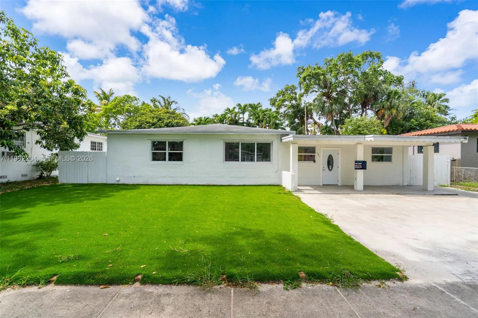 181 NE 121st St, North Miami, FL 33161