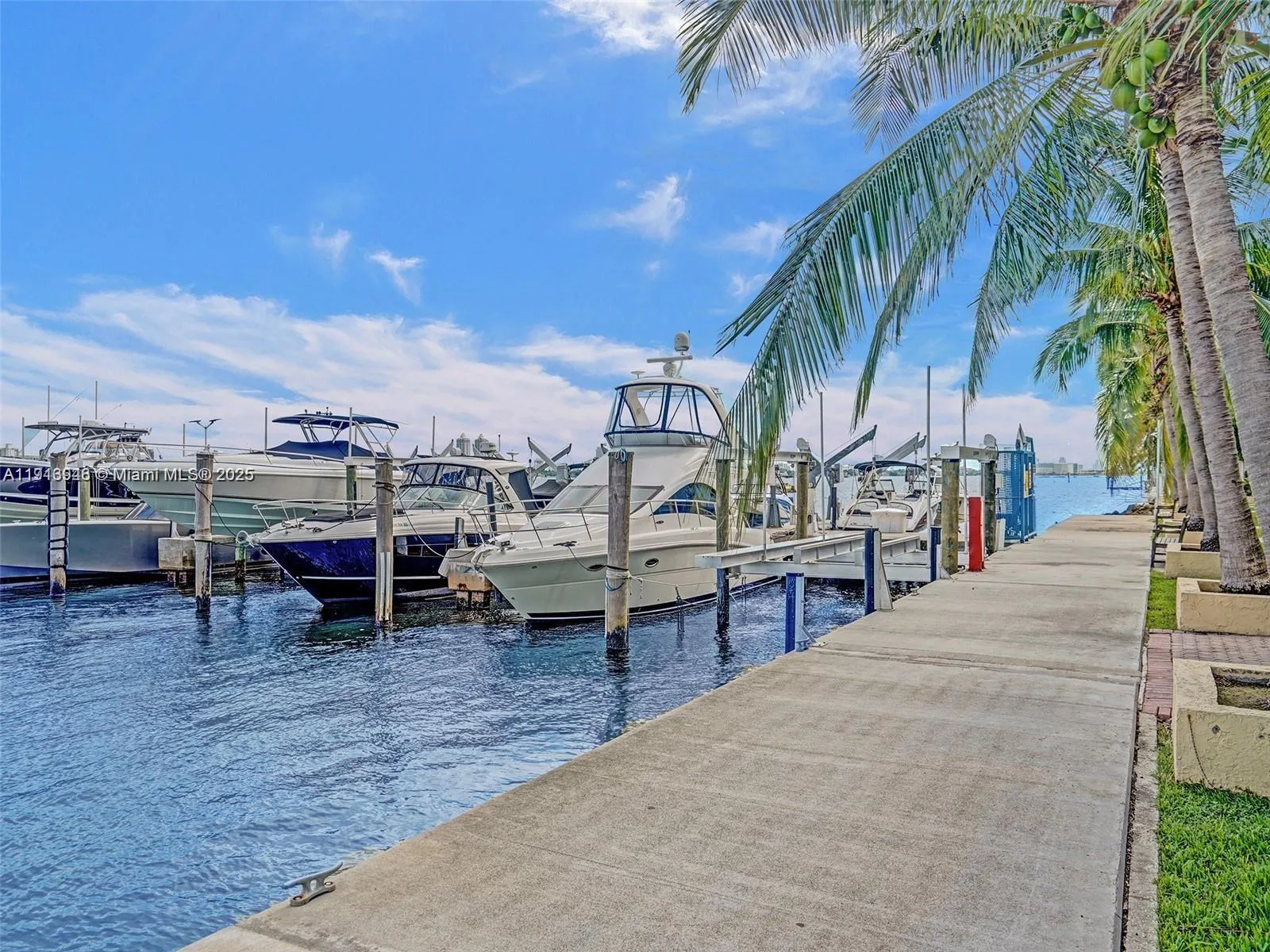 7601 E Treasure Dr # 406, North Bay Village, FL 33141 photo 10
