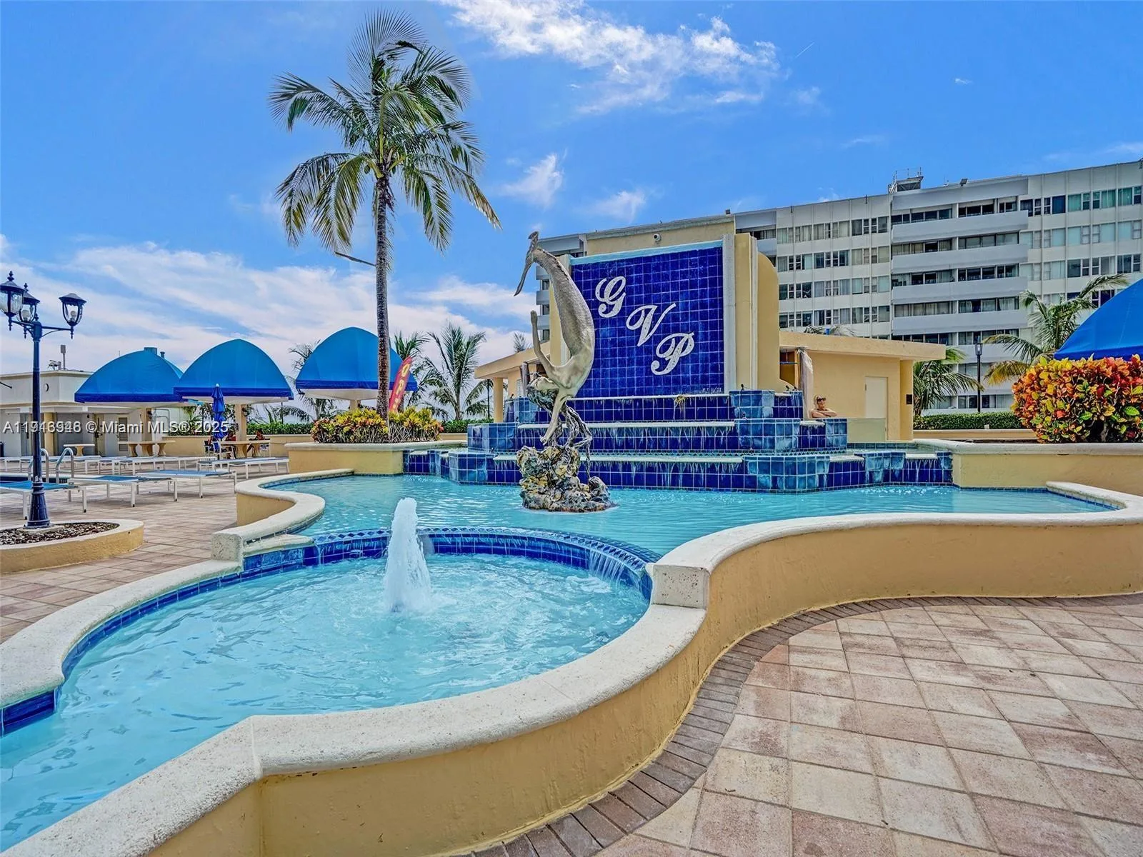 7601 E Treasure Dr # 406, North Bay Village, FL 33141 photo 9