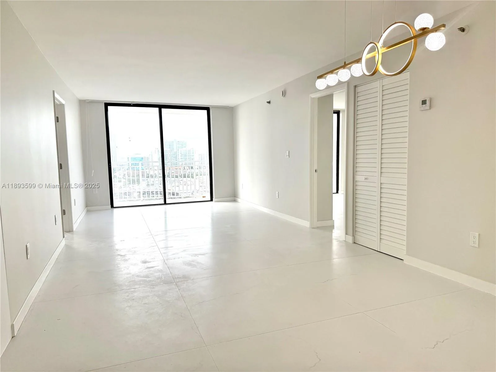 210 174th St # 1804, Sunny Isles Beach, FL 33160 photo 2