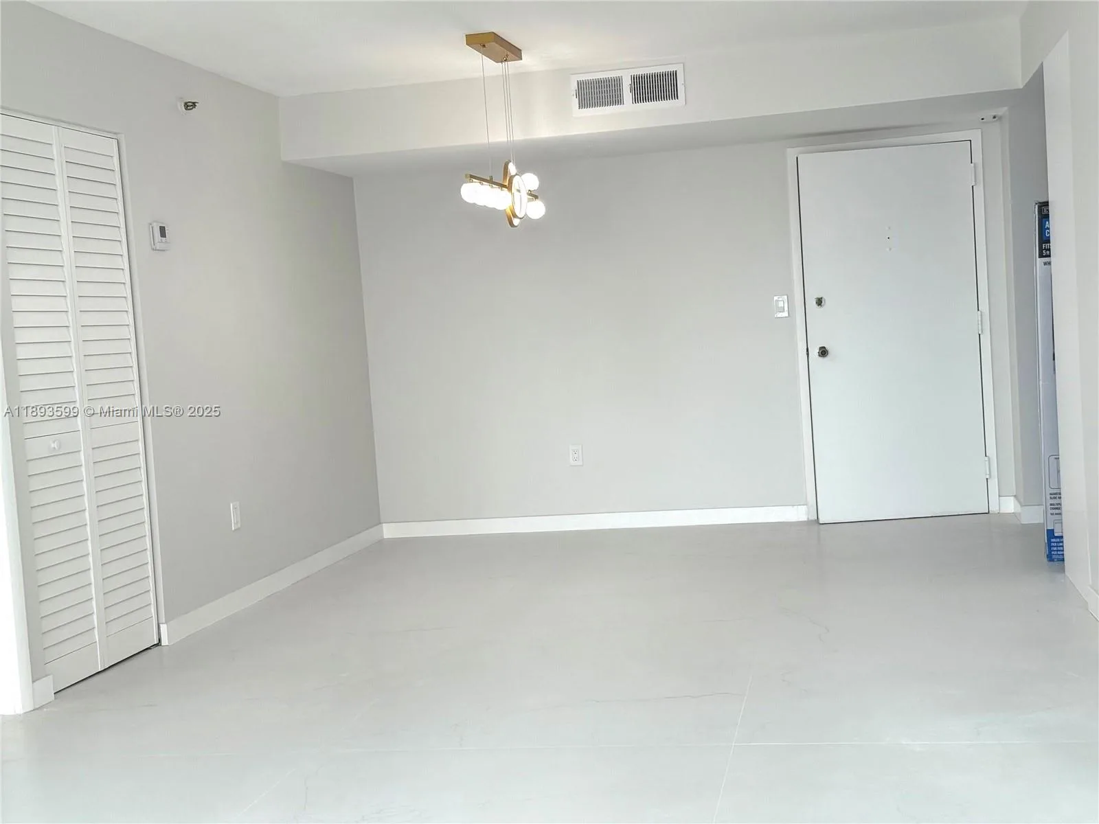 210 174th St # 1804, Sunny Isles Beach, FL 33160 photo 4