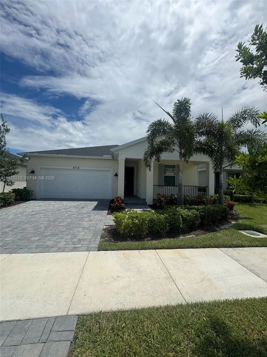6712 NW Cloverdale Ave, Port St. Lucie, FL 34987 photo 2