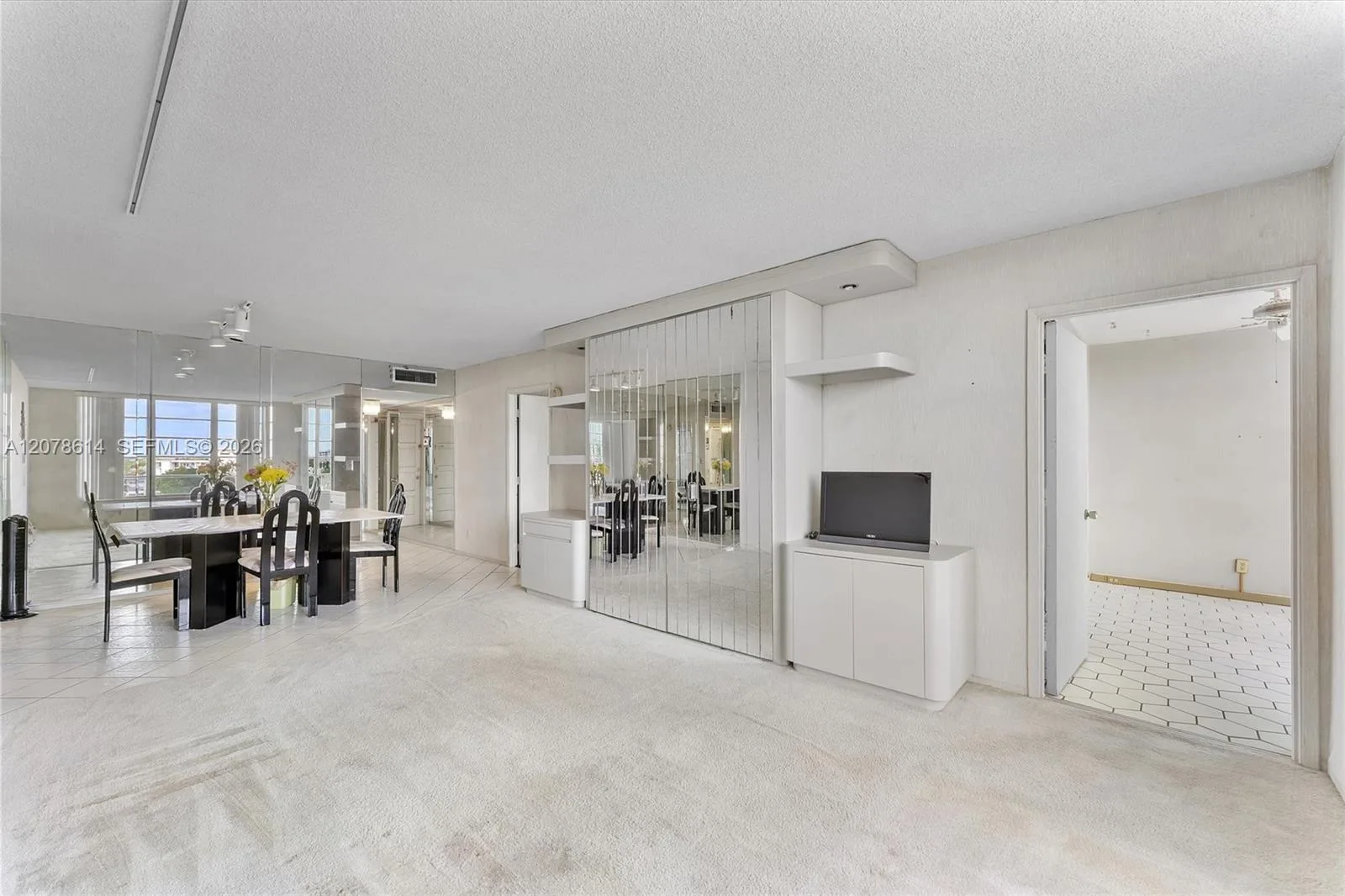 2661 S Course Dr # 805, Pompano Beach, FL 33069