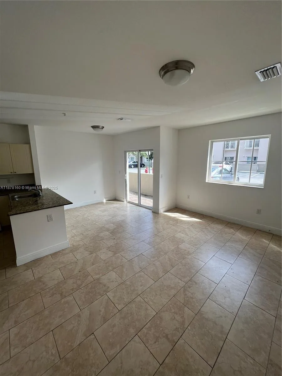 211 W 79th Pl # 302, Hialeah, FL 33014 photo 2
