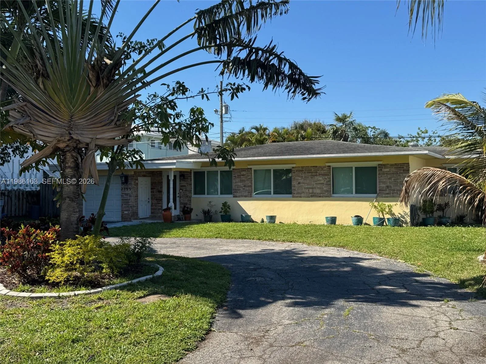 2355 SE 7th St, Pompano Beach, FL 33062 photo 2