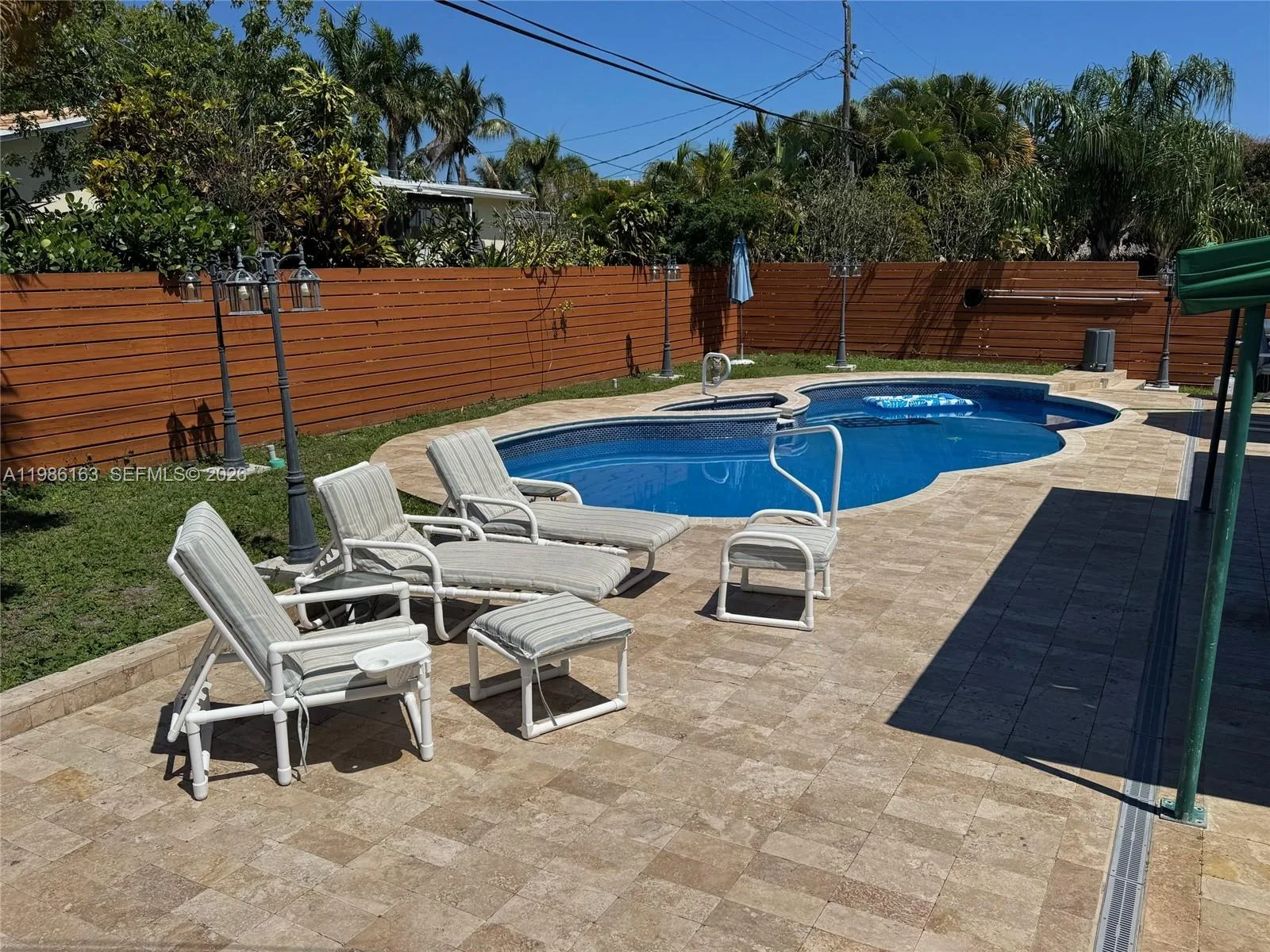 2355 SE 7th St, Pompano Beach, FL 33062 photo 6