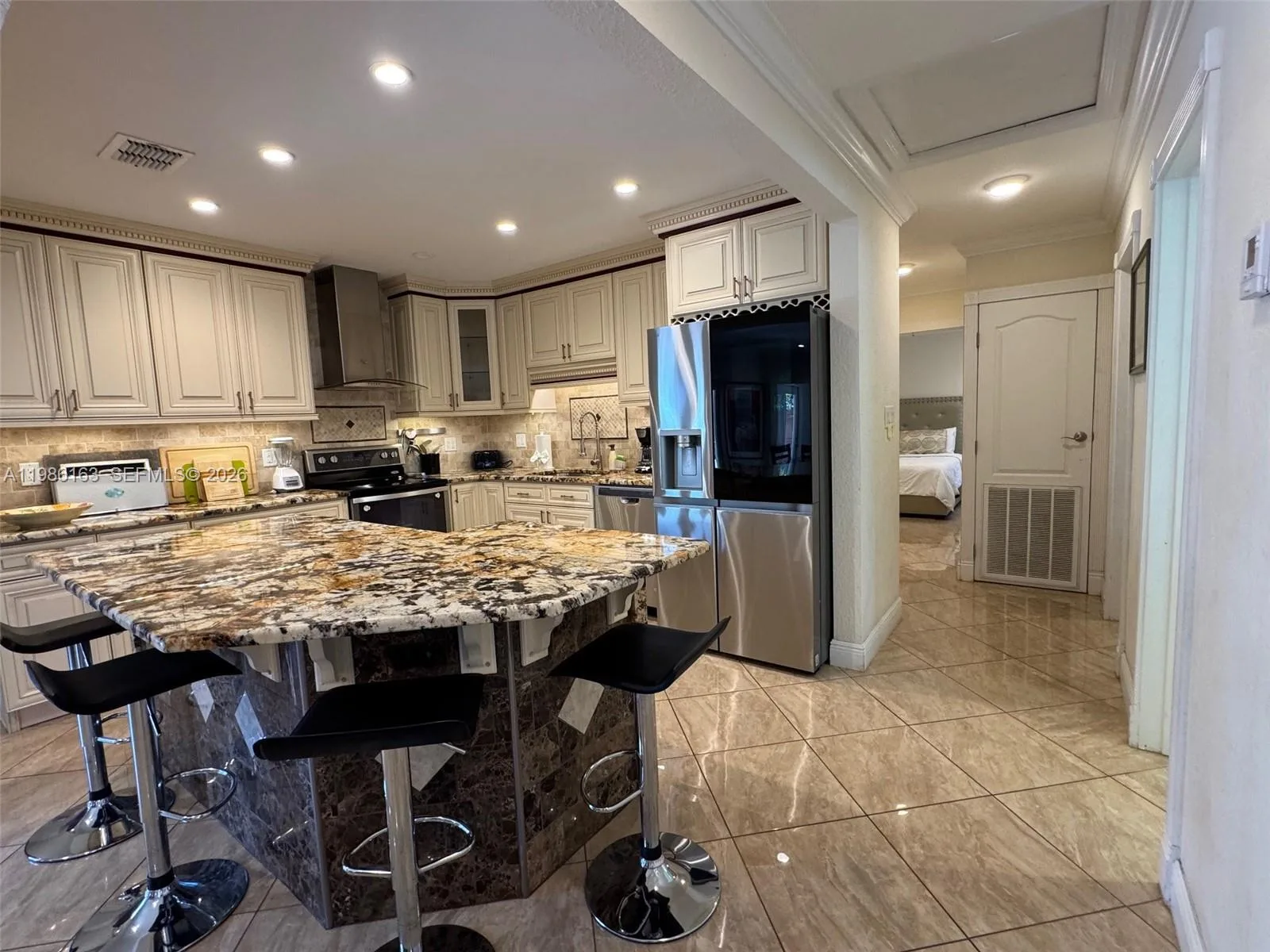 2355 SE 7th St, Pompano Beach, FL 33062 photo 9