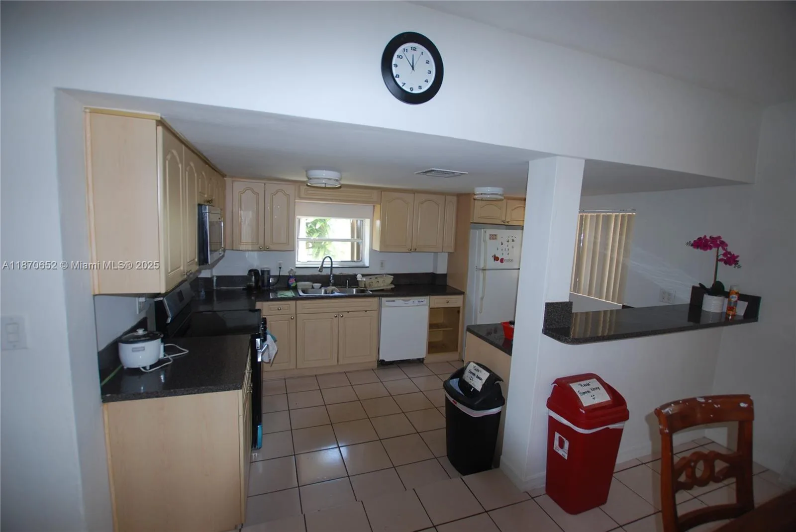 1801 NE 176th St, North Miami Beach, FL 33162 photo 3