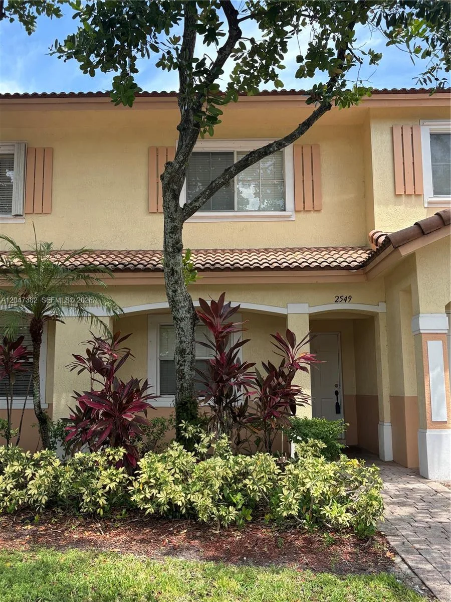 2549 SW 83rd Ter # 105, Miramar, FL 33025