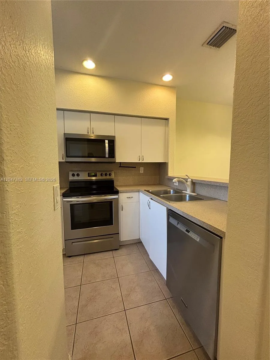 2549 SW 83rd Ter # 105, Miramar, FL 33025 photo 12
