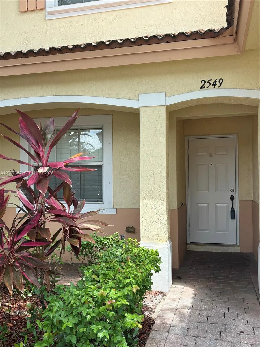 2549 SW 83rd Ter # 105, Miramar, FL 33025 photo 2