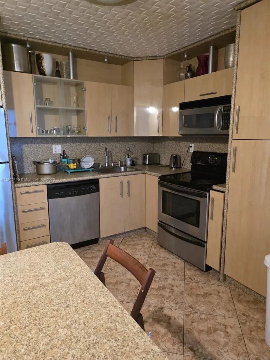 1833 S Ocean Dr # 1505, Hallandale Beach, FL 33009 photo 10