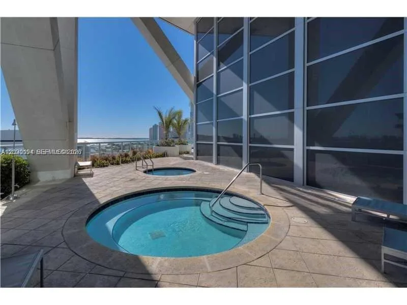 888 Biscayne Blvd # 2911, Miami, FL 33132 photo 3
