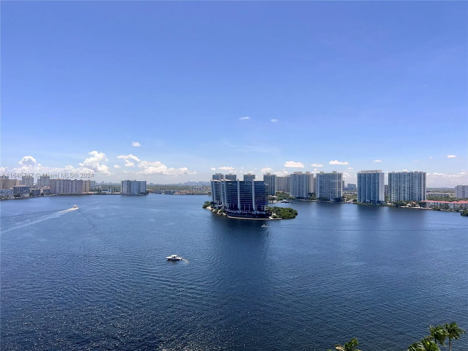 Mystic Pointe 200 – photo 29