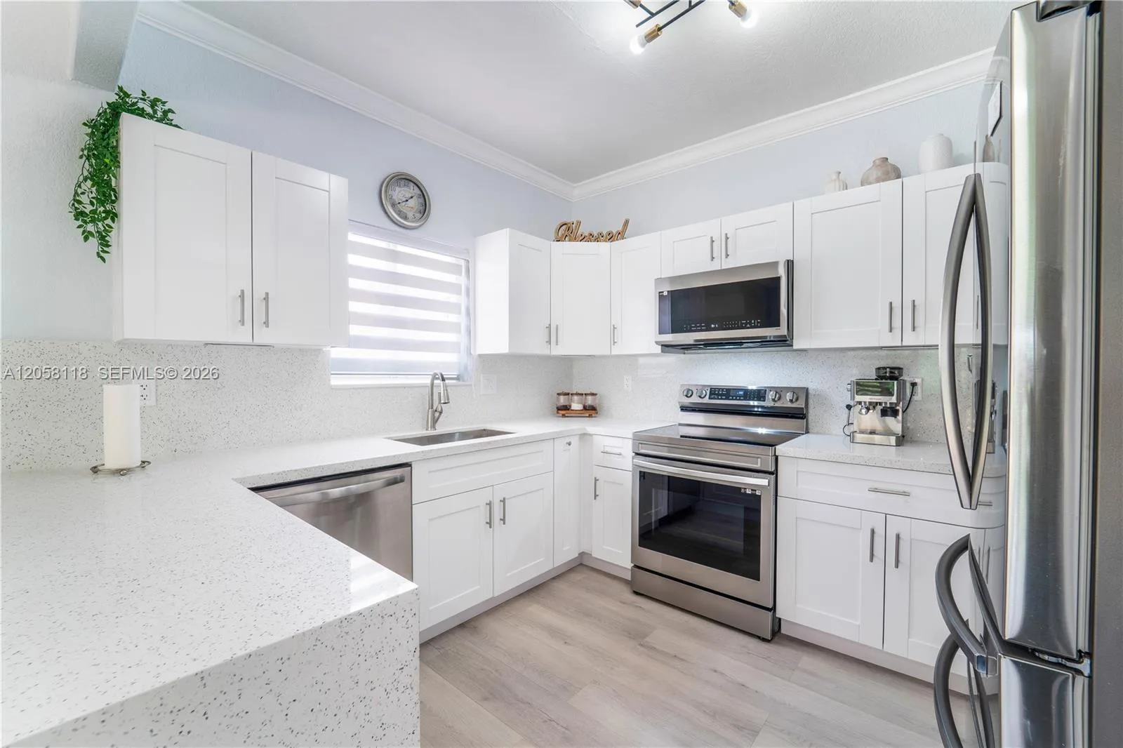 15819 SW 54th Ter, Miami, FL 33185 photo 9