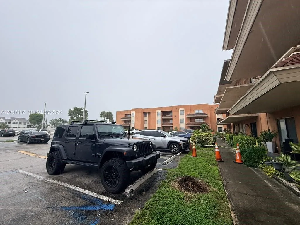 17530 NW 68th Ave # C4010, Hialeah, FL 33015