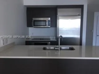 500 Brickell Ave # 2200, Miami, FL 33131 photo 2