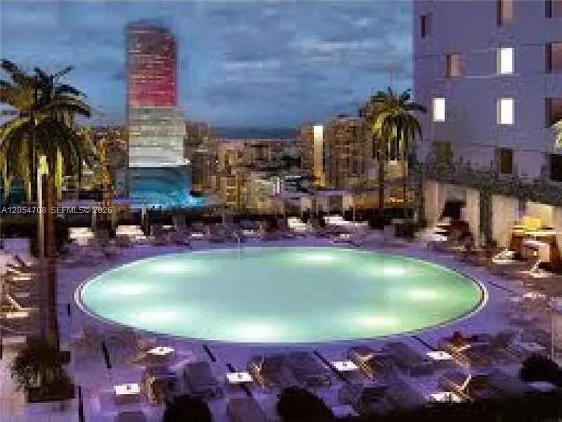 500 Brickell Ave # 2200, Miami, FL 33131 photo 4