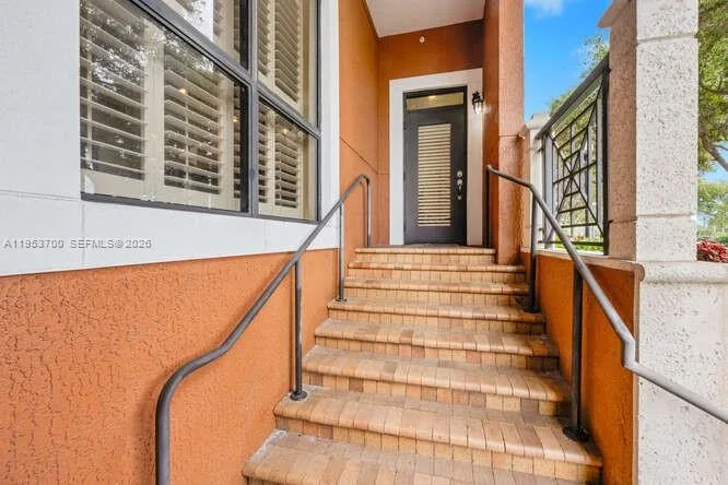 8395 SW 73rd Ave # 104, Miami, FL 33143 photo 3