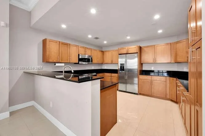 8395 SW 73rd Ave # 104, Miami, FL 33143 photo 4