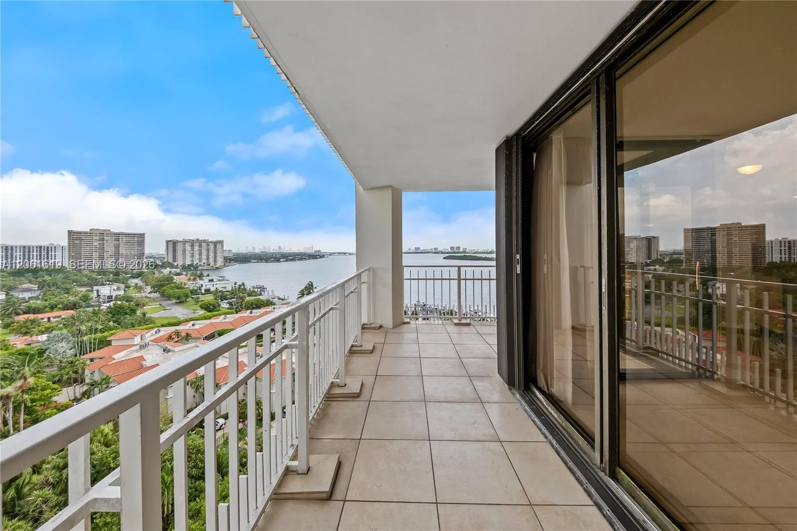 4000 Towerside Ter # 1405, Miami, FL 33138