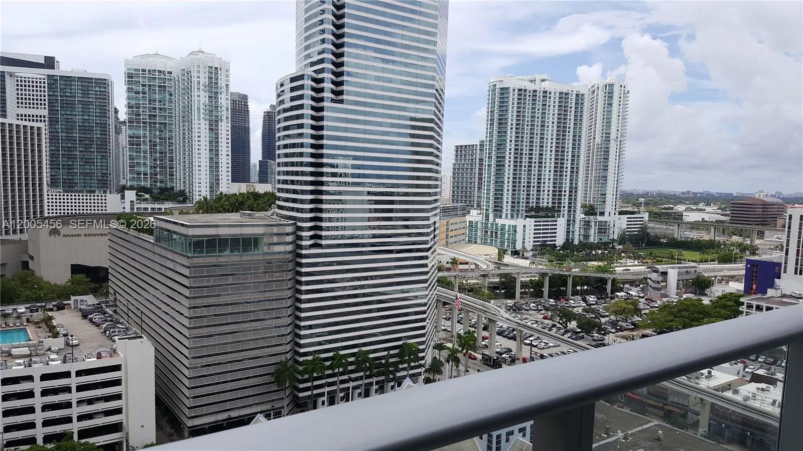 151 SE 1st St # 1609, Miami, FL 33131 photo 12