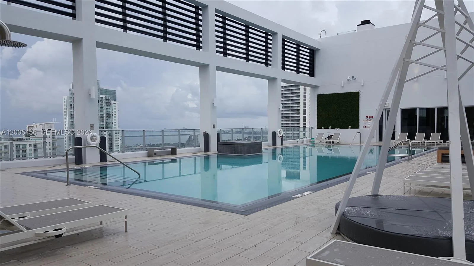 151 SE 1st St # 1609, Miami, FL 33131 photo 4