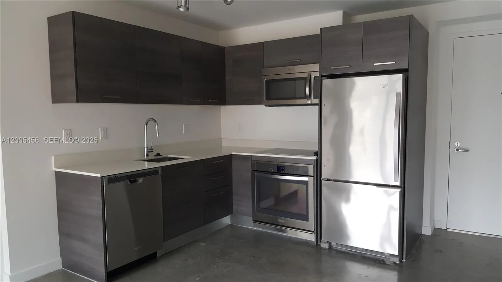 151 SE 1st St # 1609, Miami, FL 33131 photo 5