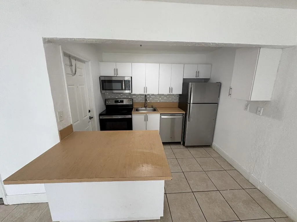 4271 NW 5TH Street # 128, Plantation, FL 33317