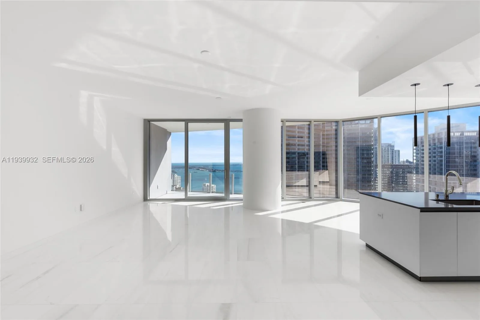 300 Biscayne Blvd Way # 4207, Miami, FL 33131 photo 10