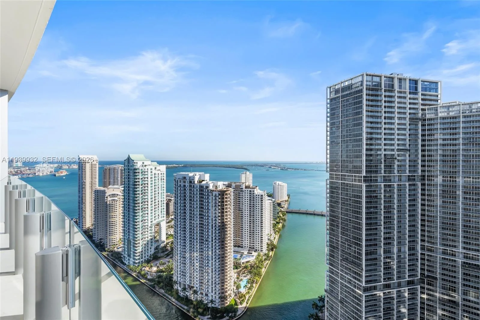300 Biscayne Blvd Way # 4207, Miami, FL 33131 photo 4