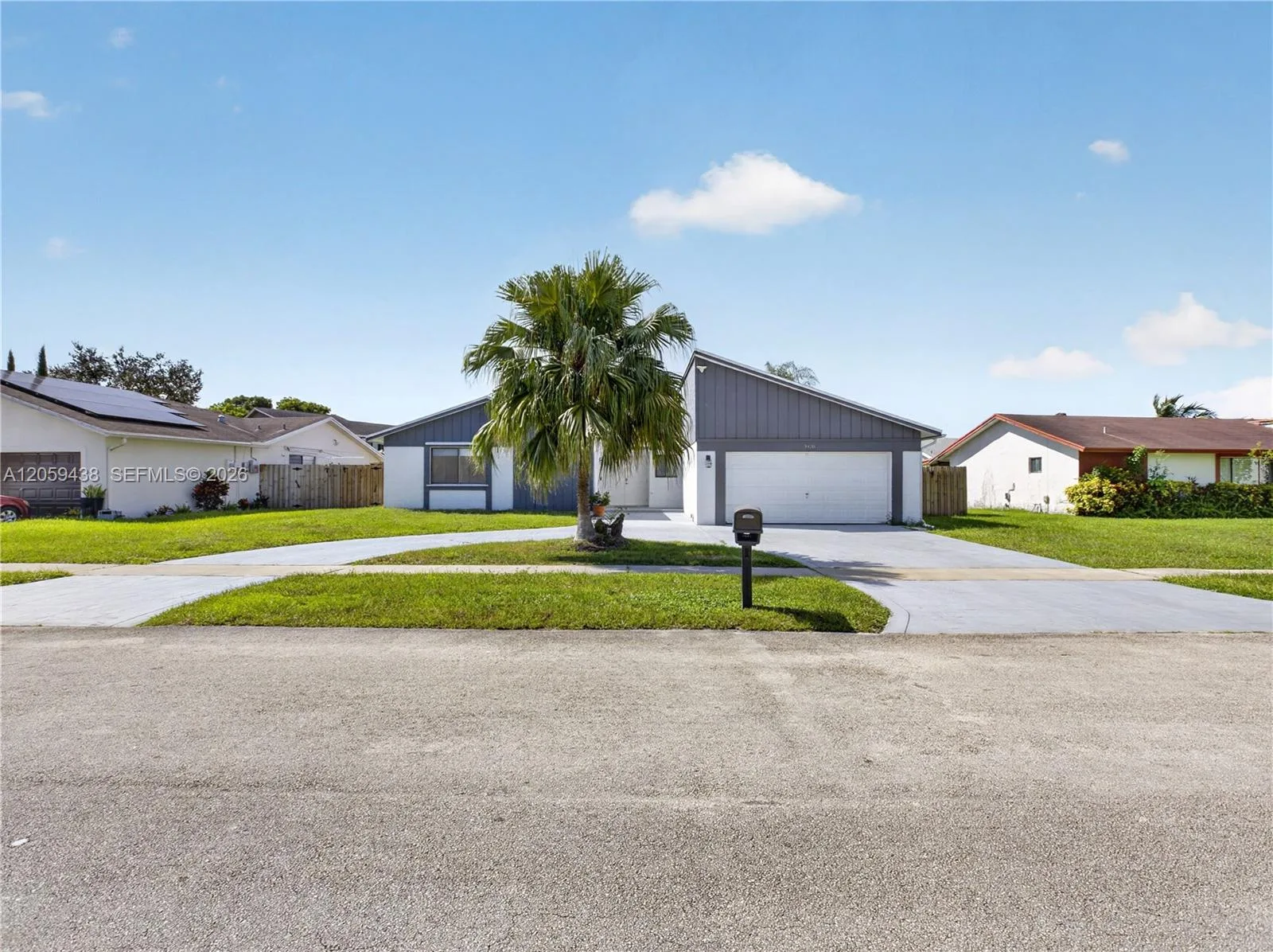 9428 NW 46th Ct, Sunrise, FL 33351