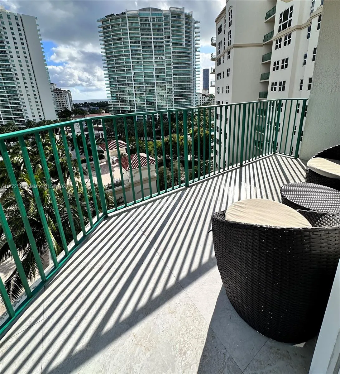 19900 E Country Club Dr # 1012, Aventura, FL 33180 photo 5