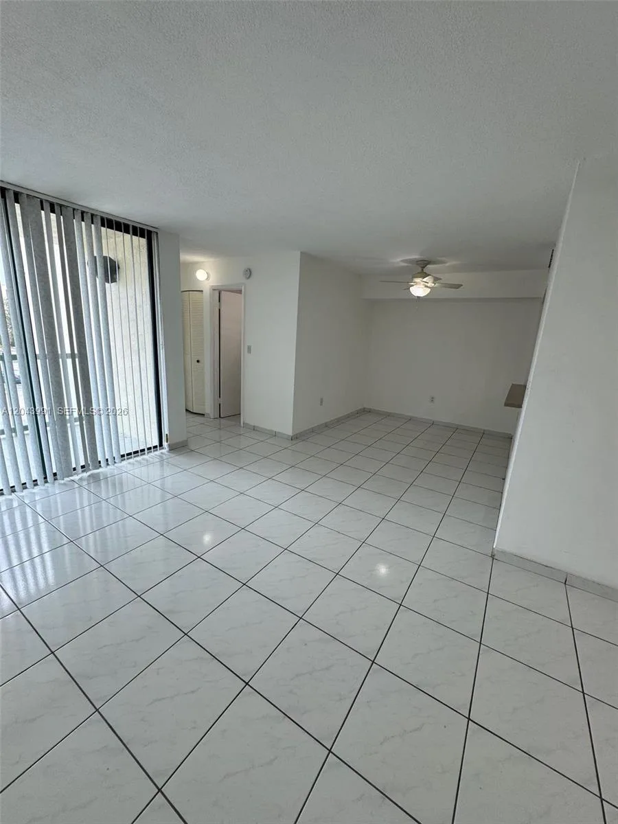 2055 SW 122nd Ave # 327, Miami, FL 33175 photo 4