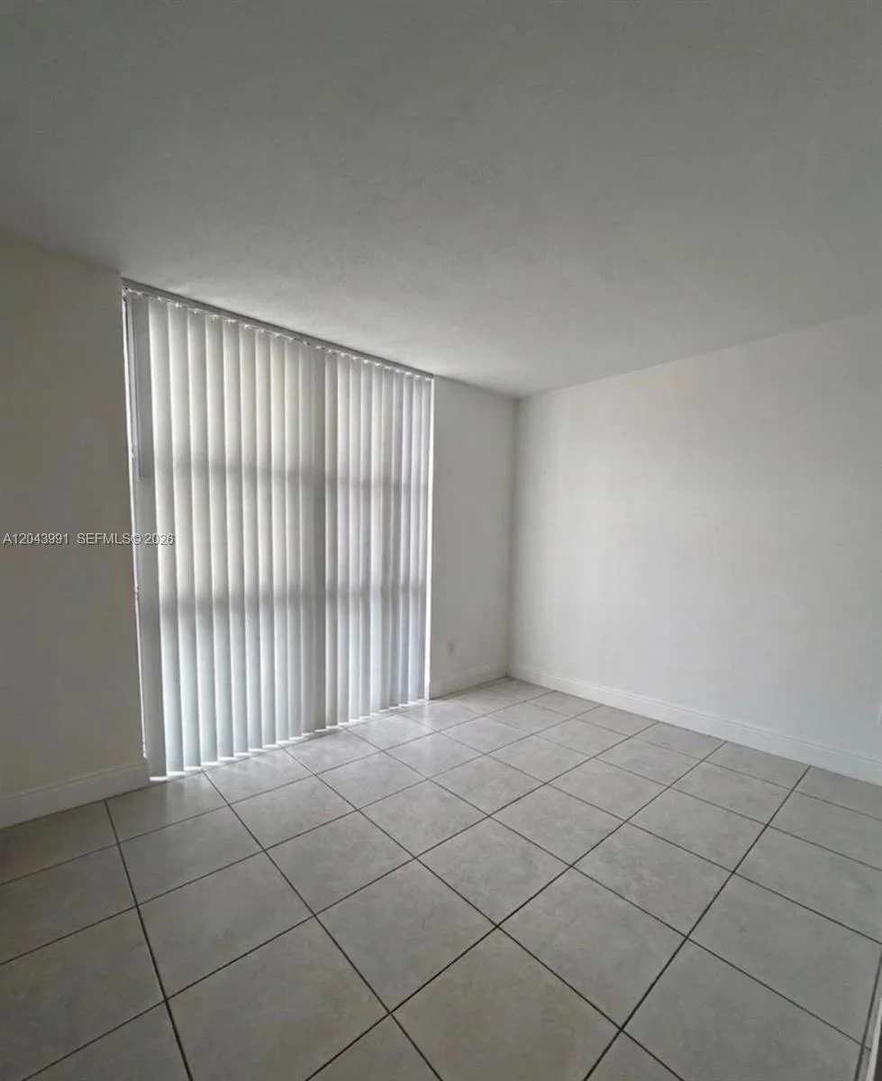 2055 SW 122nd Ave # 327, Miami, FL 33175 photo 8