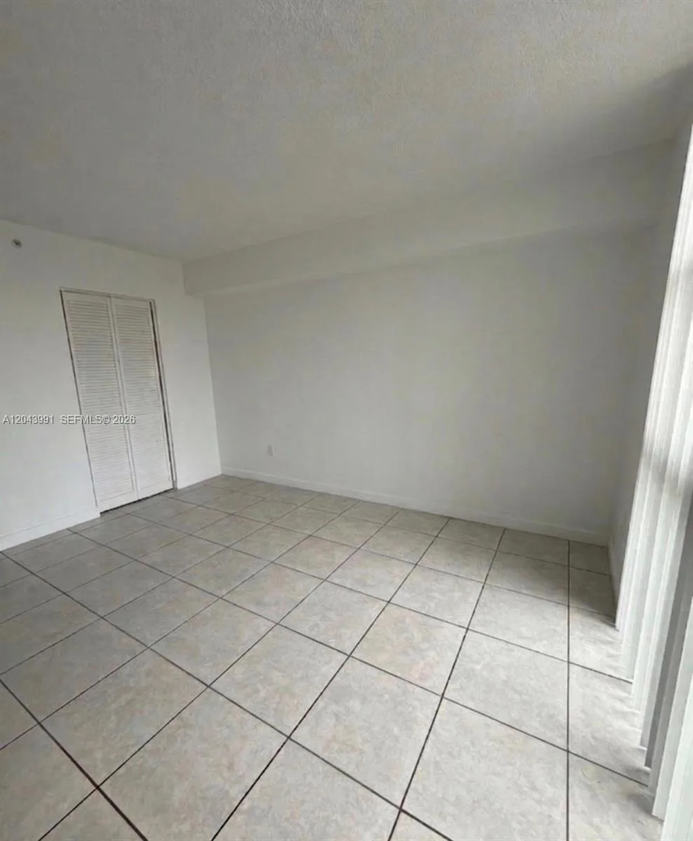 2055 SW 122nd Ave # 327, Miami, FL 33175 photo 9