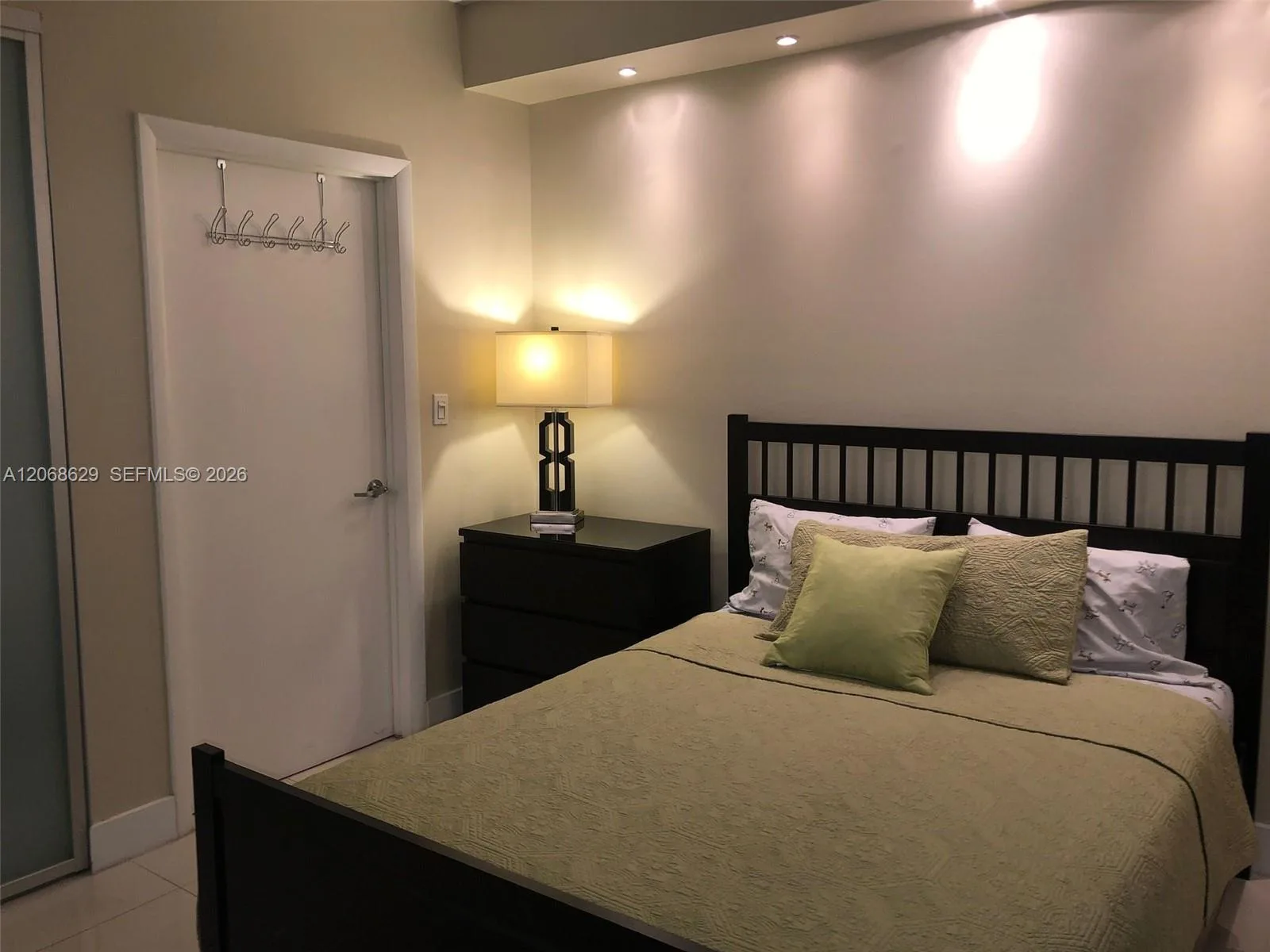 90 SW 3rd St # 3802, Miami, FL 33130 photo 11
