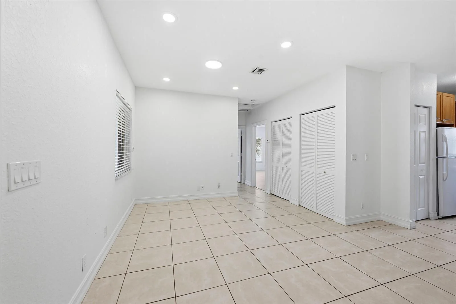 911 NE 12th Avenue, Pompano Beach, FL 33060 photo 9