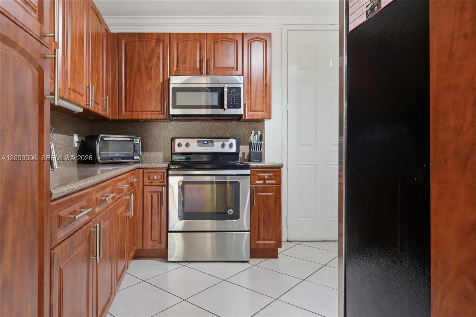 8932 SW 228th Ln, Cutler Bay, FL 33190 photo 12