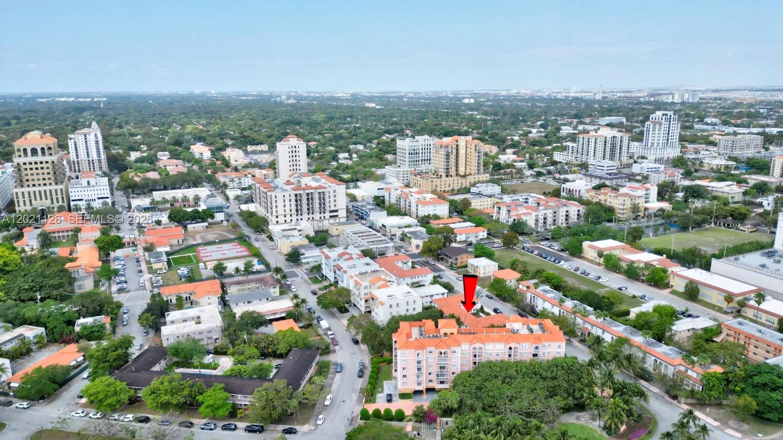 1 Alhambra Cir # 601, Coral Gables, FL 33134