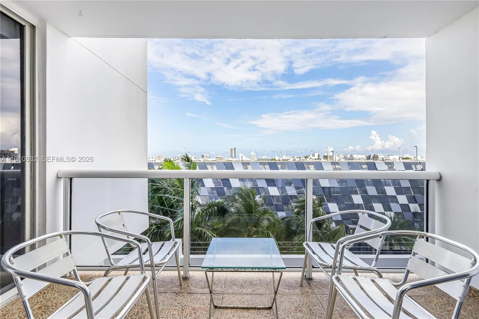 1800 Sunset Harbour Dr # 715, Miami Beach, FL 33139 photo 2
