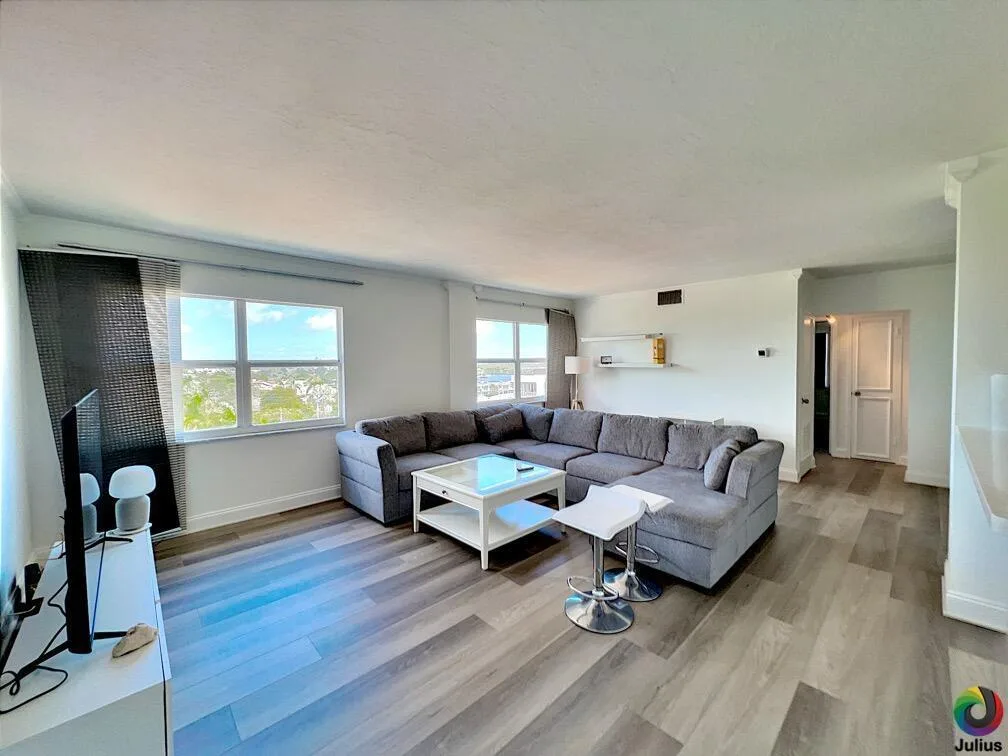 2555 NE 11th Street # 809, Fort Lauderdale, FL 33304