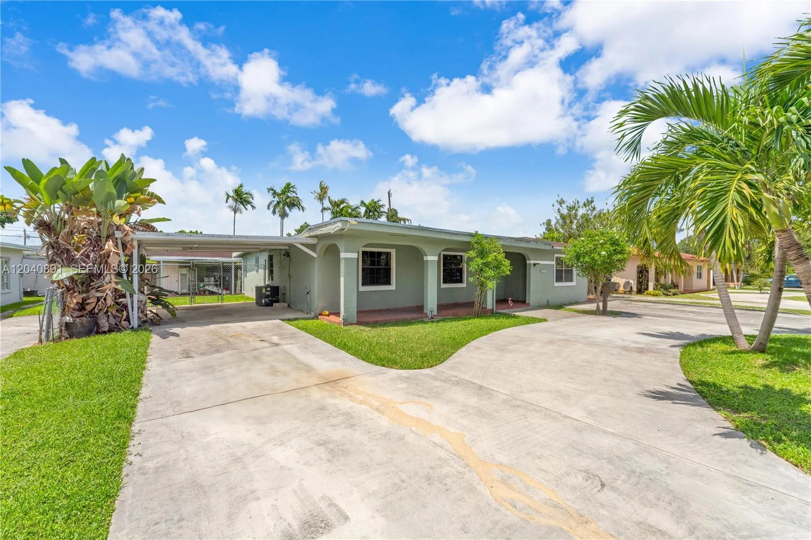 6860 SW 18th St, Miami, FL 33155 photo 2