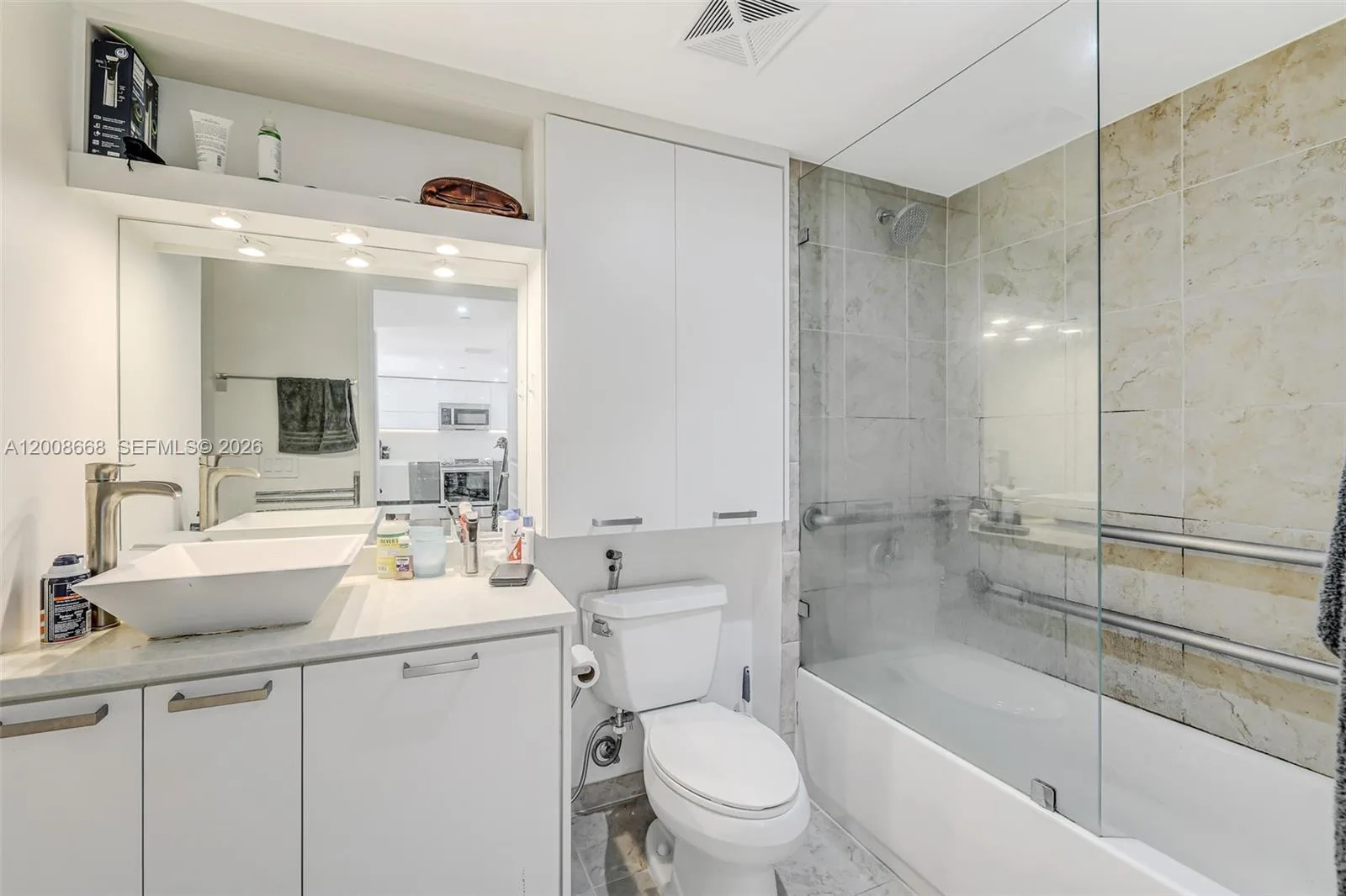 111 E Flagler St # 708, Miami, FL 33131 photo 13