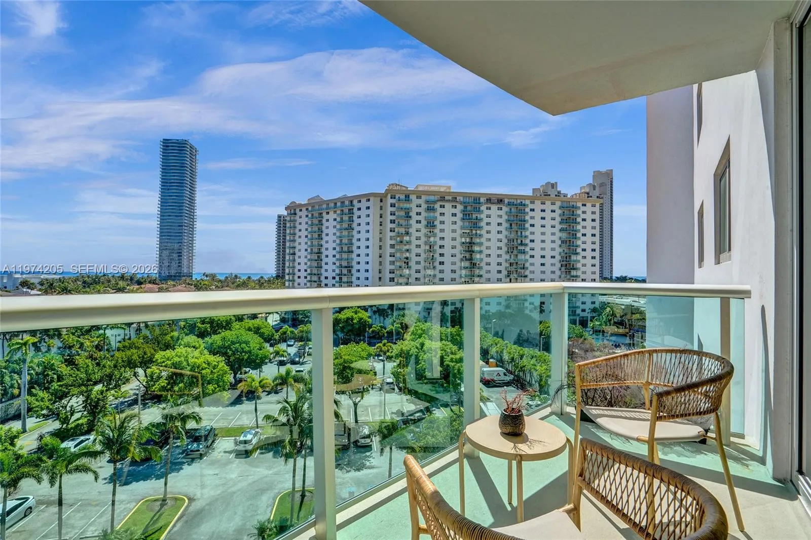 19380 Collins Ave # 718, Sunny Isles Beach, FL 33160 photo 2