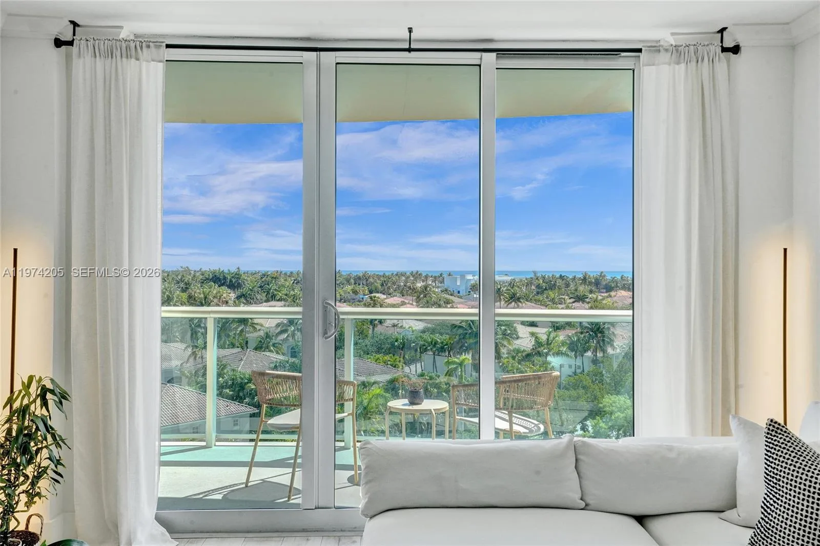 19380 Collins Ave # 718, Sunny Isles Beach, FL 33160 photo 3