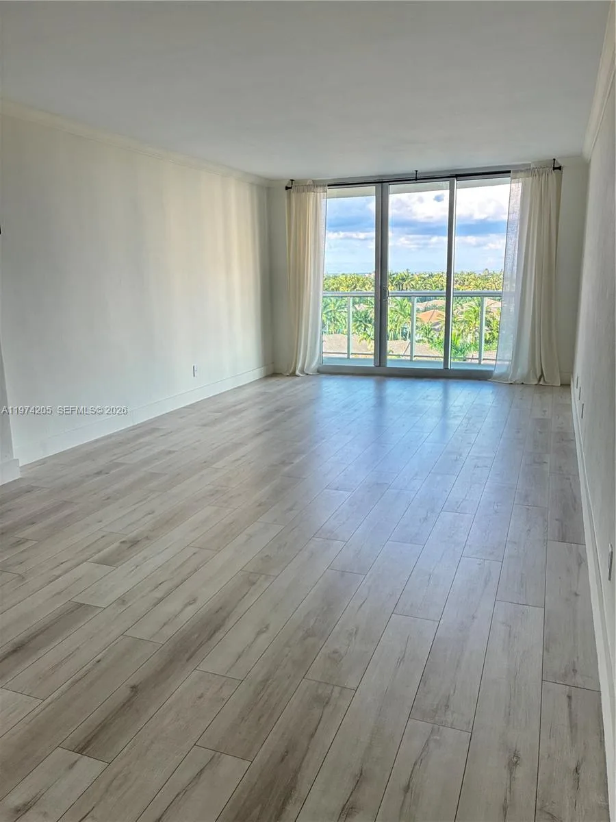 19380 Collins Ave # 718, Sunny Isles Beach, FL 33160 photo 9